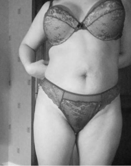 Magnifique femme mature de 66ans